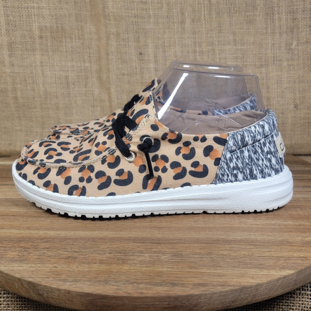 Hey Dude Wendy Funk Women's Size‎ 5 Cheetah Collage Slip On Shoes Animal Print - Picture 4 of 9